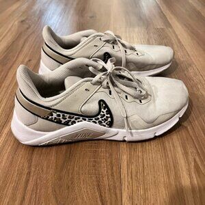 Nike Legend Essential 2 Womens Running Training Shoe